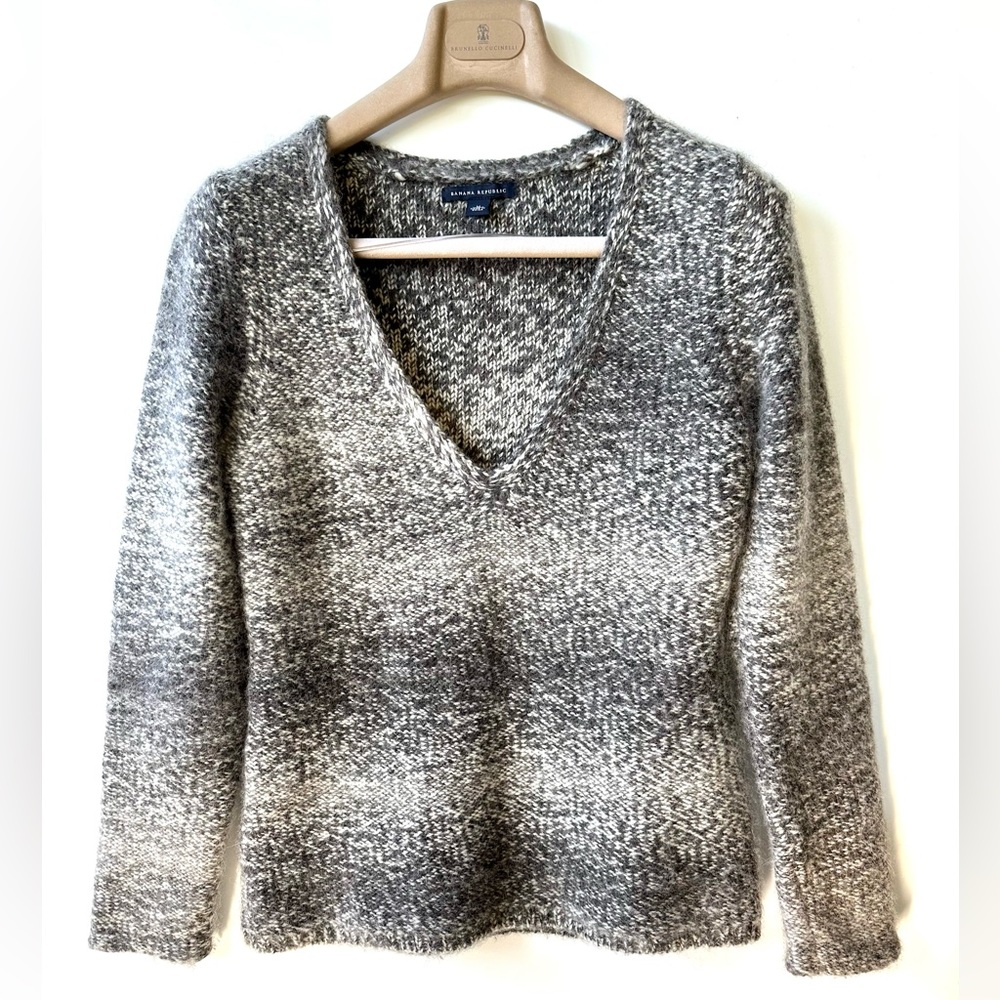 Banana Republic Alpaca Sweater, Ombre Space dyed gray-cream, size M